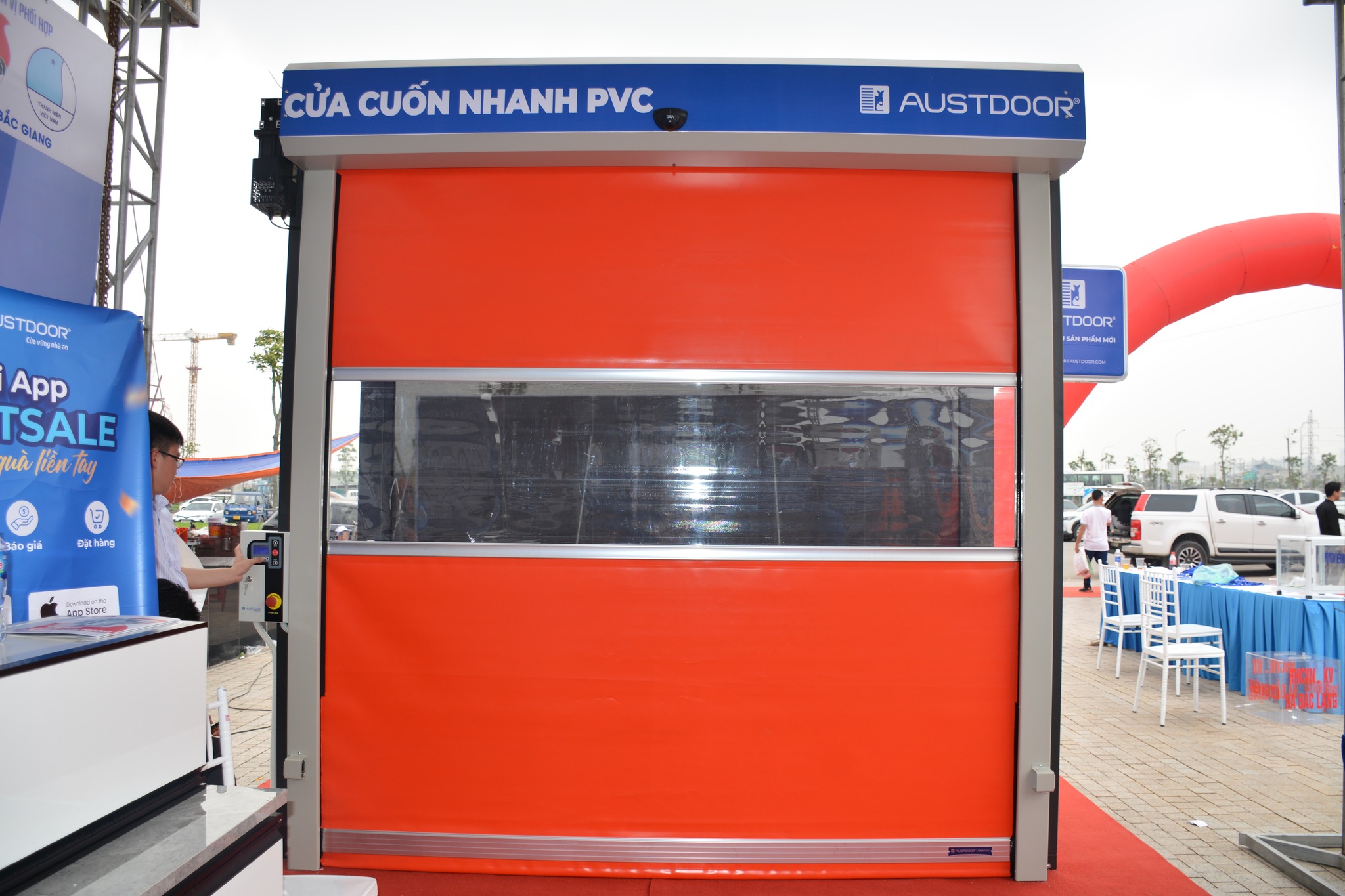 cua-cuon-nhanh-AD-2000-PVC-AUSTDOOR-02