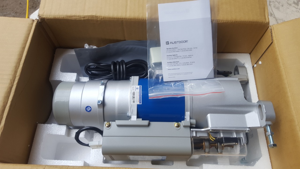 motor-cua-cuon-austdoor-AH800A