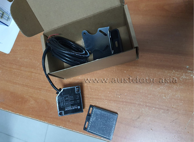 sensor_cua_cuon_austdoor_2