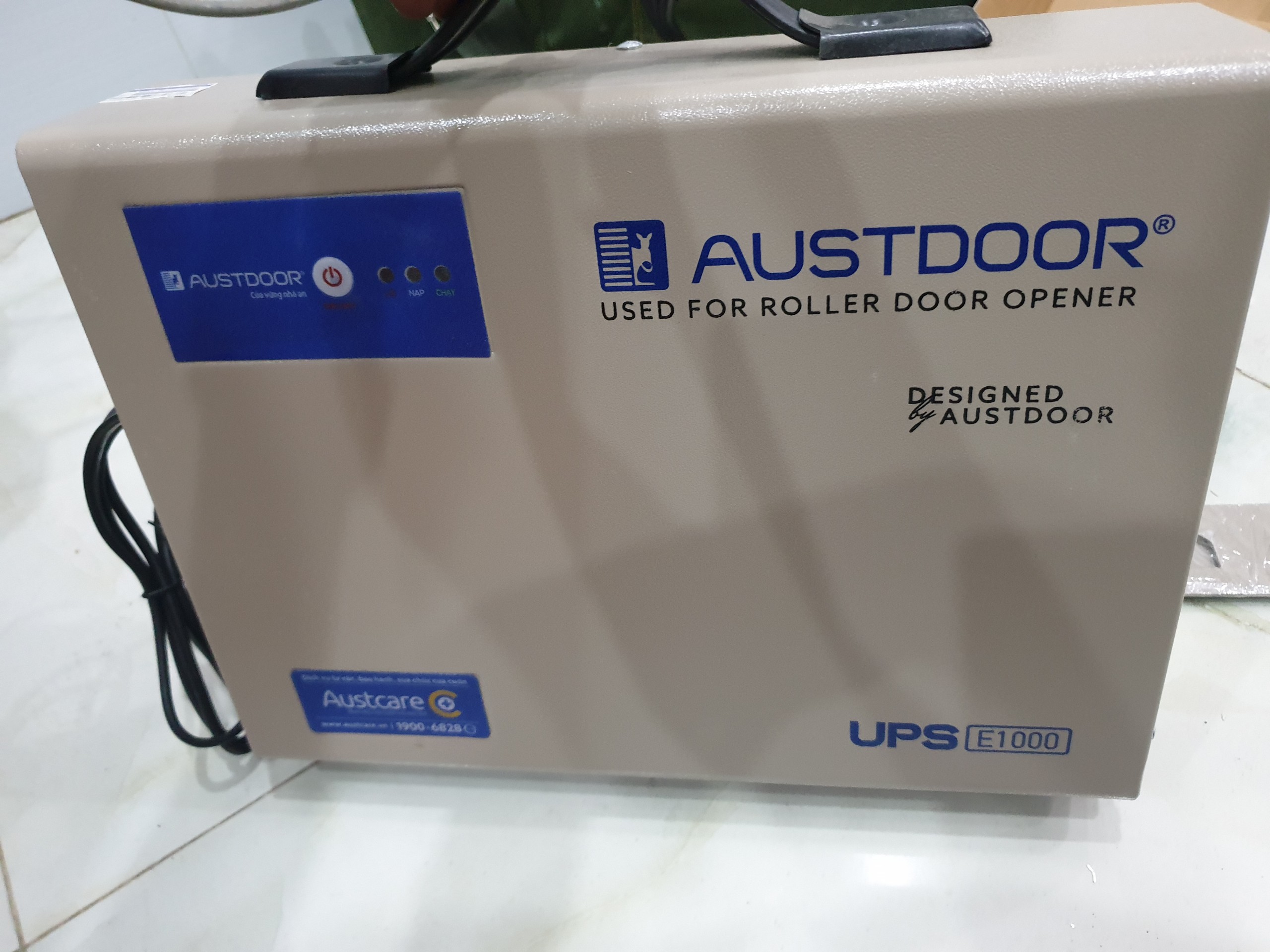 Bình lưu điện Cửa cuốn AustDoor - Giải pháp lý tưởng ở Quận Phú Nhuận với SaoDoor
