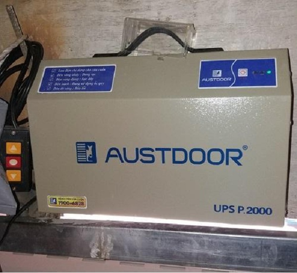 Bình lưu điện cửa cuốn AustDoor – Giải pháp tối ưu tại Quận Gò Vấp SaoDoor