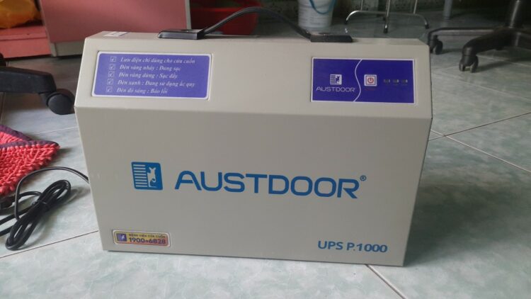 Bình lưu điện cửa cuốn AustDoor Huyện Nhà Bè SaoDoor - Giải pháp an toàn tối ưu cho nhà bạn