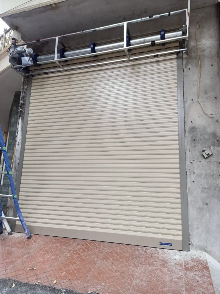 Cửa cuốn AustDoor Huyện Hóc Môn báo giá và lắp đặt Saodoor – Giải pháp tối ưu cho ngôi nhà và doanh nghiệp của bạn