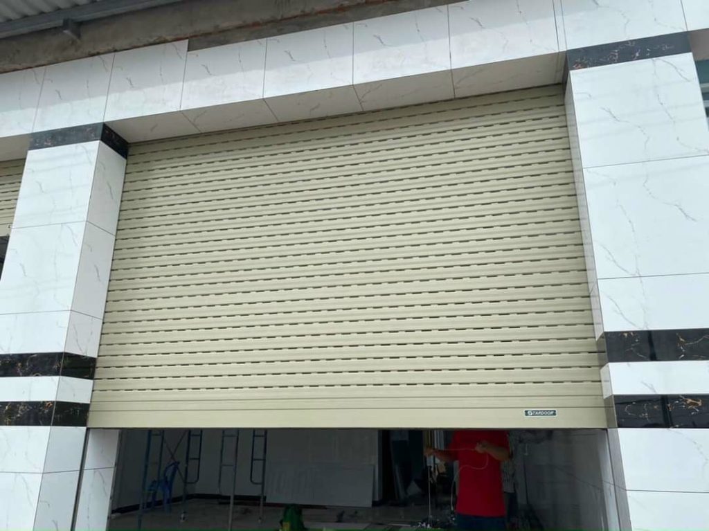 Cửa cuốn Austdoor Tây Ninh mẫu giá cả kỹ thuật Saodoor – Giải pháp tối ưu cho không gian của bạn