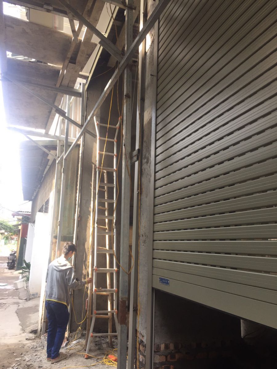 Hệ thống Lắp đặt cửa cuốn Austdoor Kiên Giang hãng Uy tín giá tốt Saodoor - Giải pháp toàn diện cho không gian của bạn