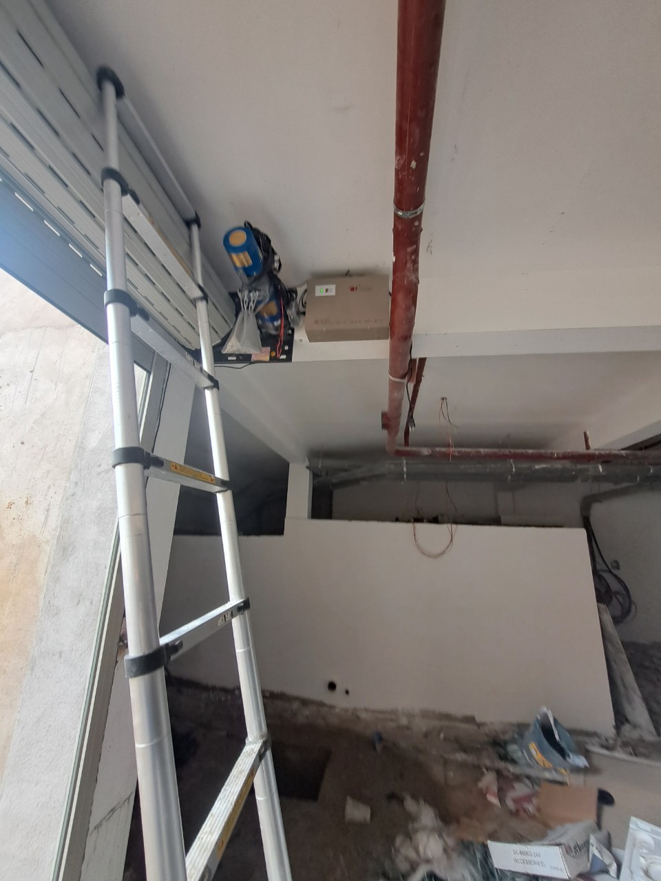 Sửa cửa cuốn AustDoor Huyện Củ Chi SaoDoor - Giải pháp tối ưu cho ngôi nhà của bạn