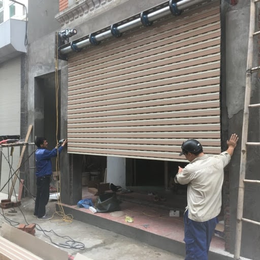 Sửa cửa cuốn AustDoor Huyện Hóc Môn SaoDoor – Chuyên nghiệp, Uy tín và Tiết kiệm thời gian