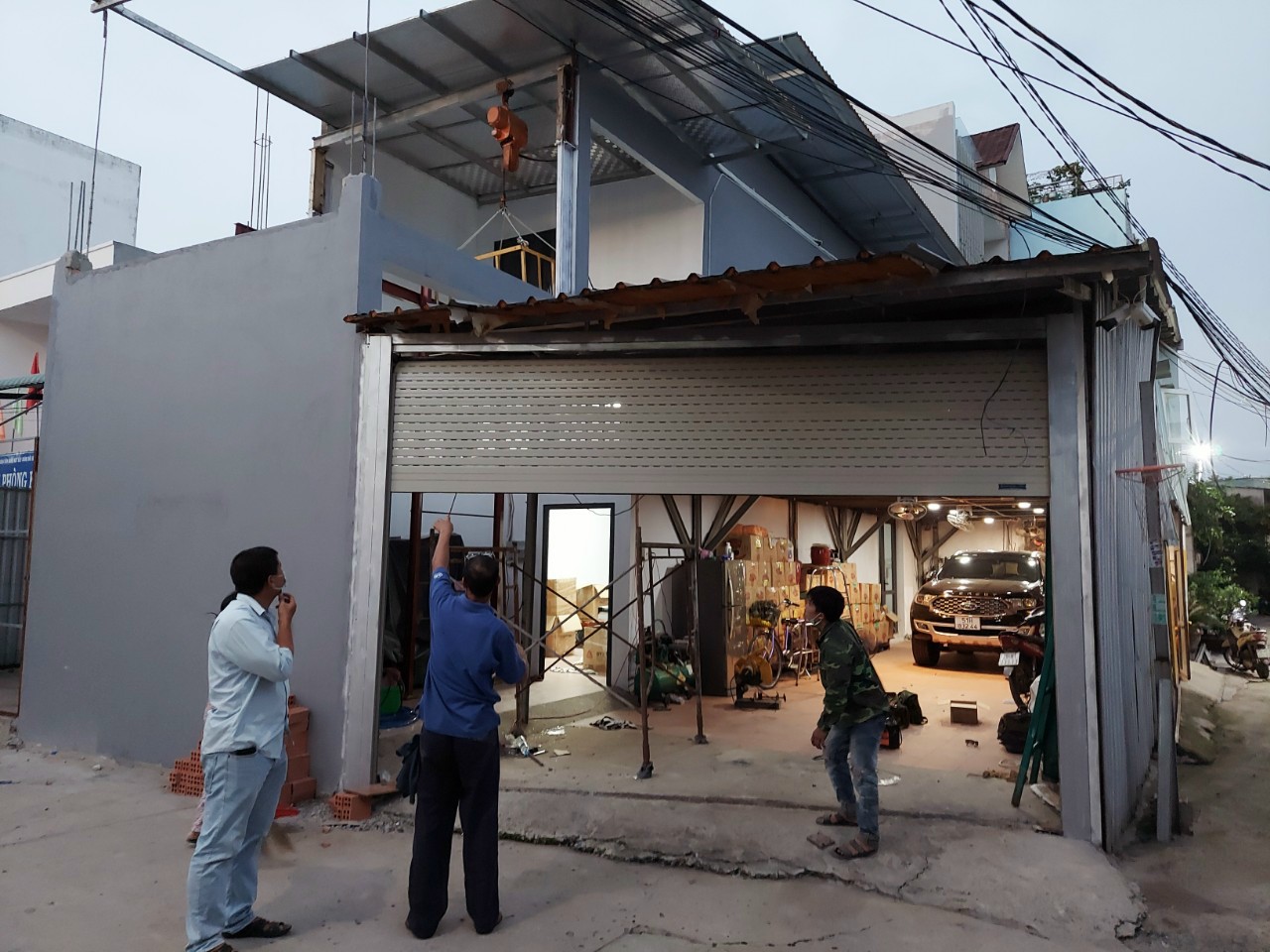 Sửa cửa cuốn AustDoor Huyện Nhà Bè SaoDoor – Chuyên Nghiệp, Đáng Tin Cậy Để Bảo Vệ Ngôi Nhà Của Bạn