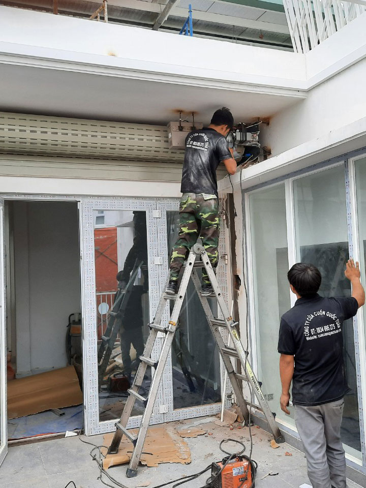 Sửa Cửa Cuốn Austdoor Tại Quận 12 – Báo Giá Và Lắp Đặt Với Saodoor