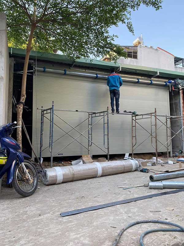 Sửa Cửa Cuốn AustDoor tại Quận Phú Nhuận - SaoDoor Giải Pháp Nhanh Chóng