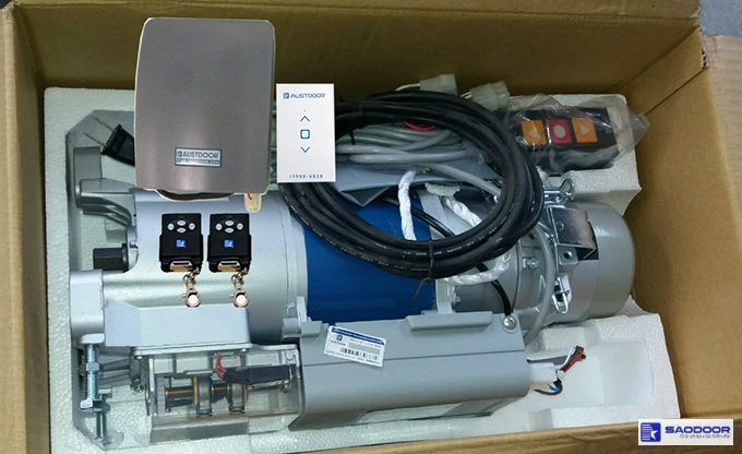 Motor cửa cuốn Austdoor Bến Cát Bình Dương 02