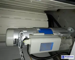 Motor cửa cuốn Austdoor Tân Uyên Bình Dương 02