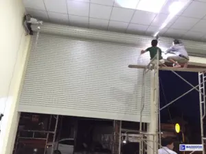 Sửa cửa cuốn Tân Đông Hiệp Dĩ An 011