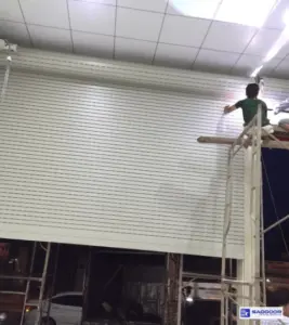 sua-cua-cuon-tan-uyen 033