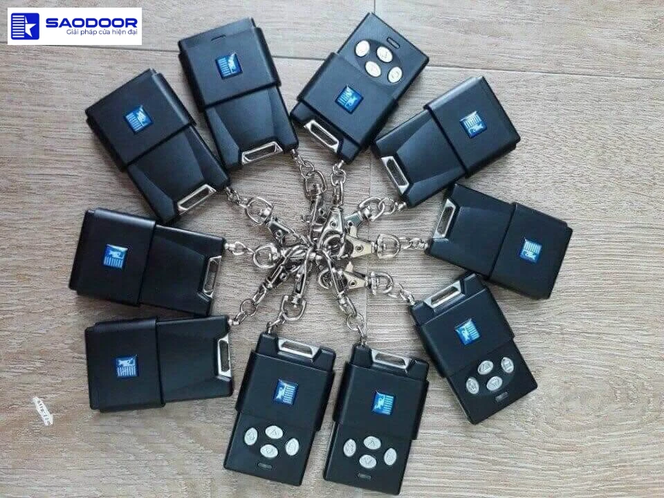 Remote điều khiển cửa cuốn từ xa phường Vĩnh Hội TP.HCM an toàn tiện lợi