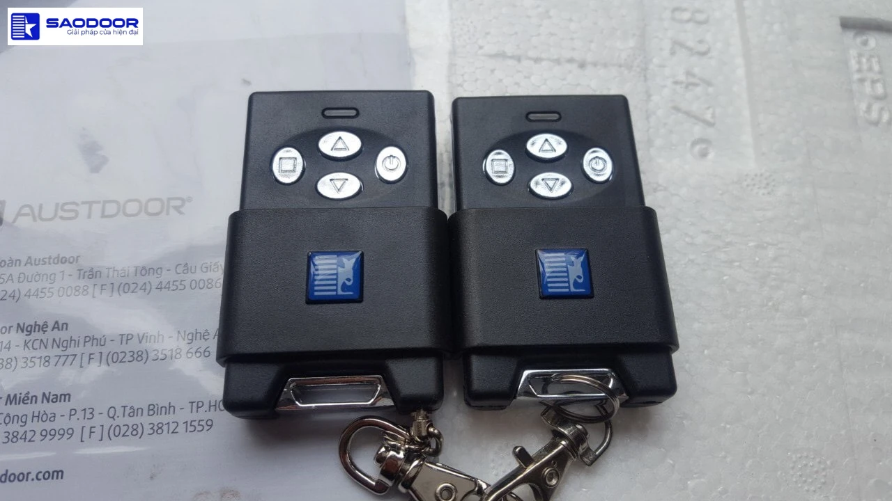 Remote điều khiển cửa cuốn từ xa phường Phú Thuận TP.HCM an toàn tiện lợi