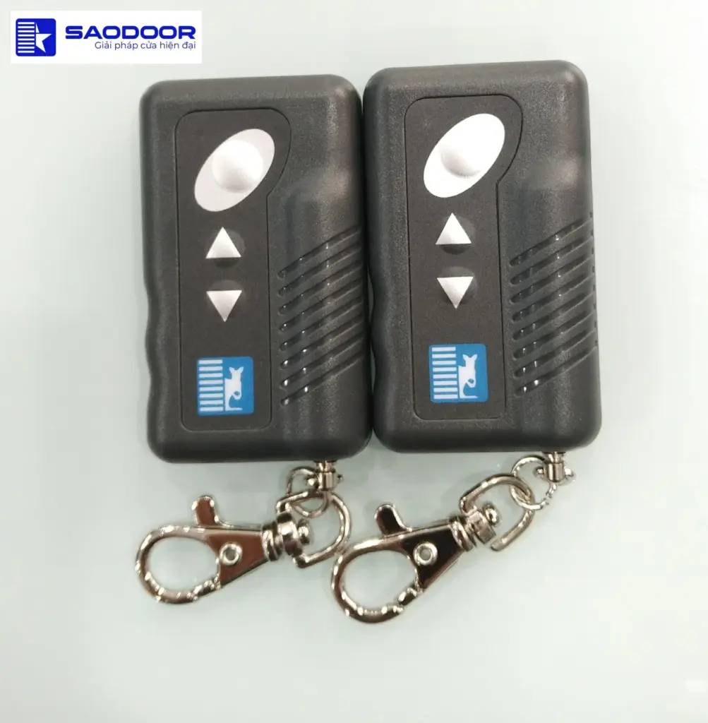 Remote điều khiển cửa cuốn từ xa phường Phước Long TP.HCM an toàn tiện lợi