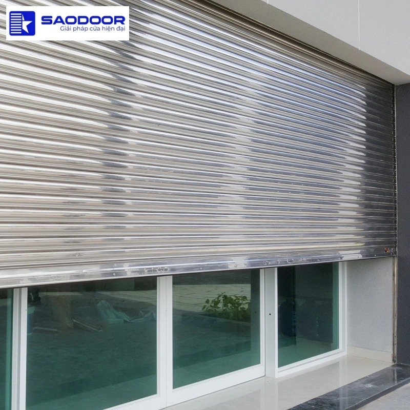 Cửa Cuốn Inox 6 Dem Chắc Chắn Bền Đẹp