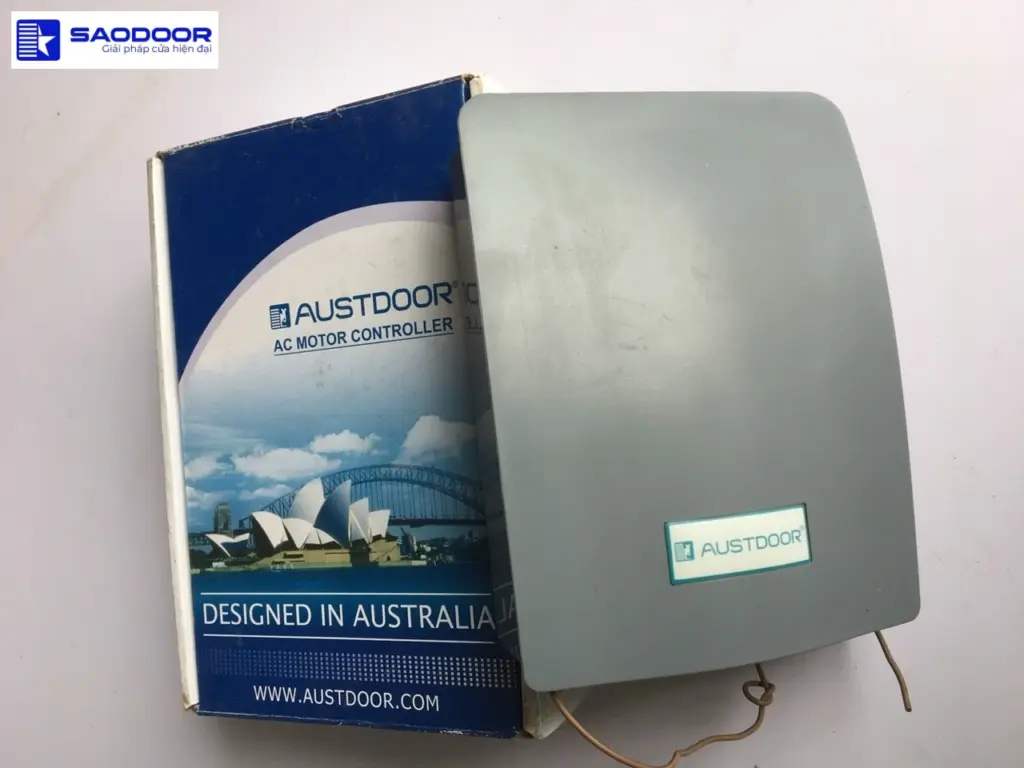 Remote điều khiển cửa cuốn từ xa phường An Hội Đông TP.HCM an toàn tiện lợi